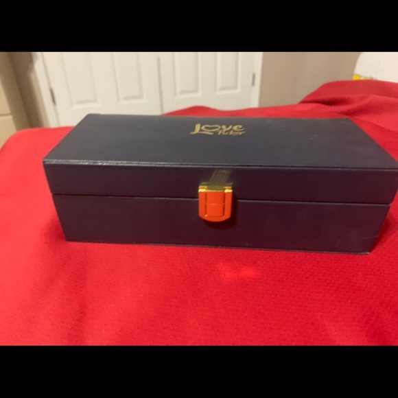 24 karat Gold Dipped Natural Rose.  Beautiful gift for Mother’s Day, - Picture 3 of 6